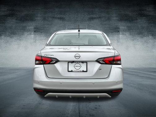 2024 Nissan Versa 1.6 S