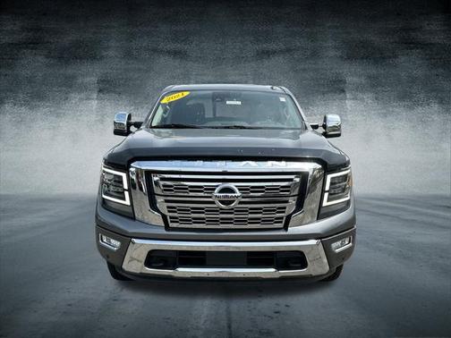 2021 Nissan Titan SL