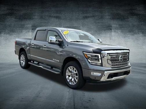 2021 Nissan Titan SL