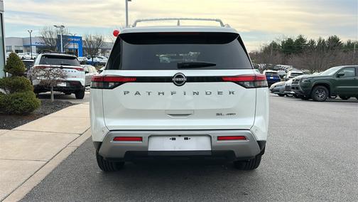 White 2023 Nissan Pathfinder SL