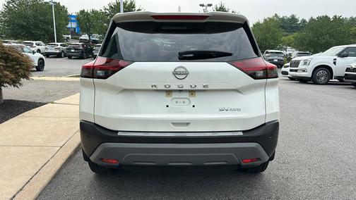 2022 Nissan Rogue SV