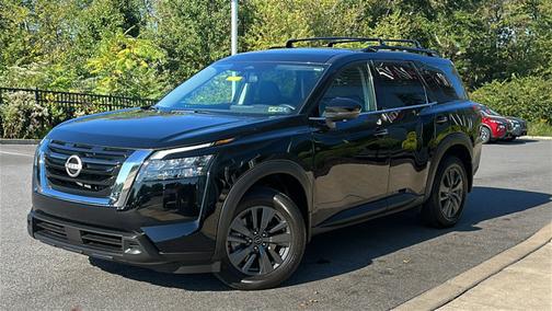 2023 Nissan Pathfinder SV