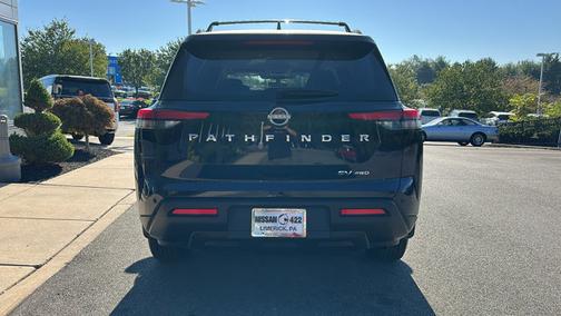 2023 Nissan Pathfinder SV