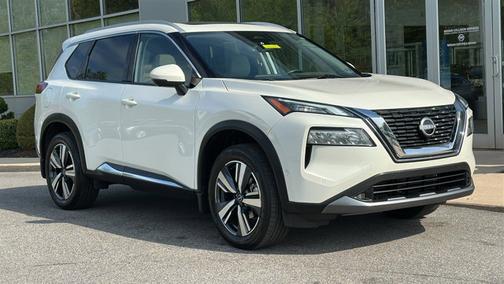 White 2023 Nissan Rogue SL