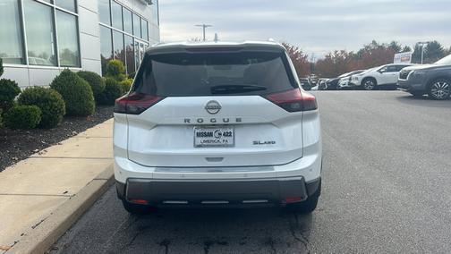 2024 Nissan Rogue SL