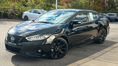 2023 Nissan Maxima SR