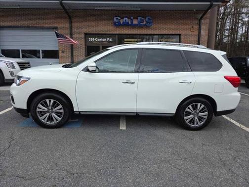 2020 Nissan Pathfinder SV 2WD