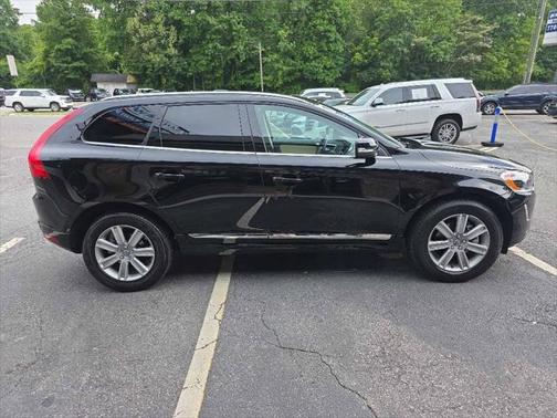 2017 Volvo XC60 T5 Inscription