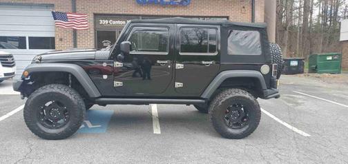 2013 Jeep Wrangler Unlimited Sahara