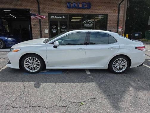 2019 Toyota Camry XLE
