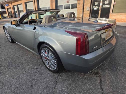 2004 Cadillac XLR Base