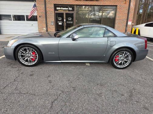 2004 Cadillac XLR Base