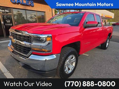 RED 2018 Chevrolet Silverado 1500 1LT