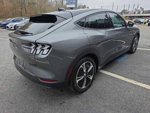 2021 Ford Mustang Mach-E Select