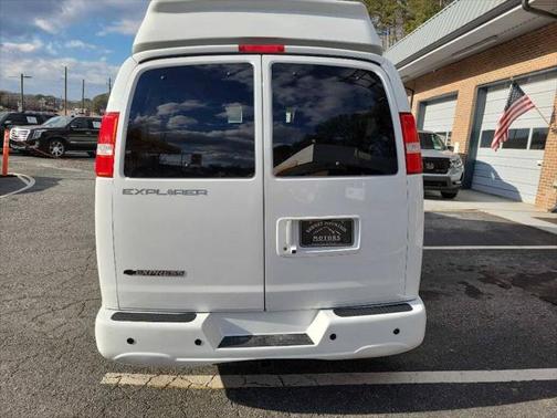 2021 Chevrolet Express 2500 LS