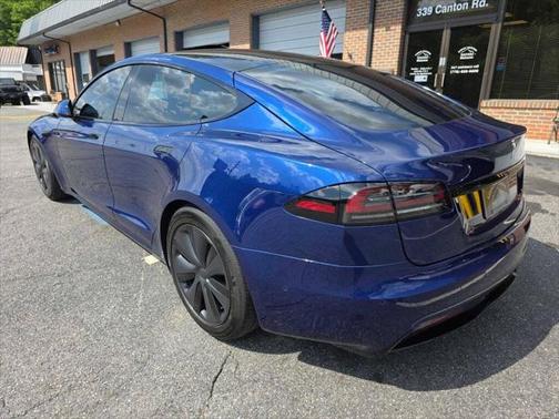 2022 Tesla Model S Base