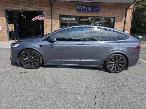 2022 Tesla Model X Plaid Tri Motor All-Wheel Drive