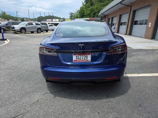 2022 Tesla Model S Base