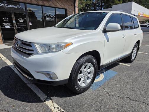 2012 Toyota Highlander SE
