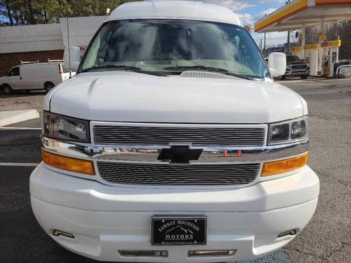 2021 Chevrolet Express 2500 LS