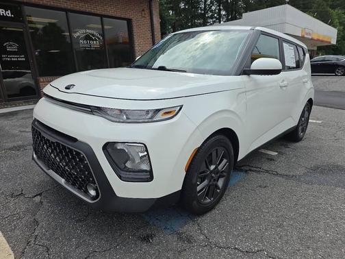Snow White Pearl 2021 Kia Soul EX