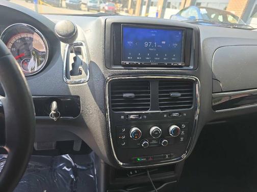 2016 Dodge Grand Caravan AVP/SE