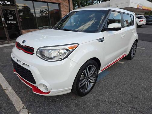 Clear White 2014 Kia Soul +