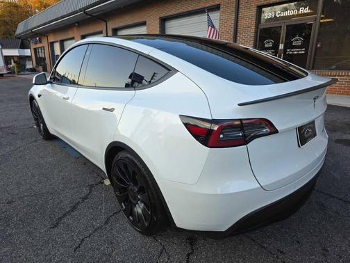 2022 Tesla Model Y Performance Dual Motor All-Wheel Drive