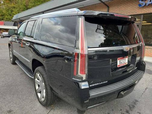 2020 Cadillac Escalade ESV Premium Luxury