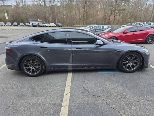 2021 Tesla Model S Plaid