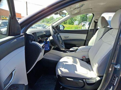 Ecotronic Gray 2026 Hyundai TUCSON SE