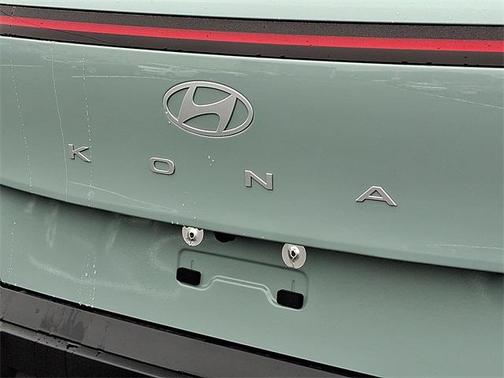 2026 Hyundai KONA SE