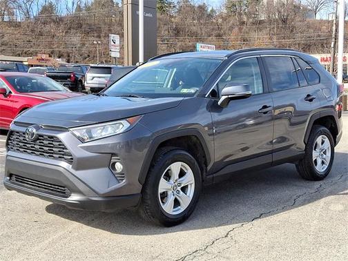 2020 Toyota RAV4 XLE