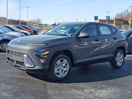 2026 Hyundai KONA SE