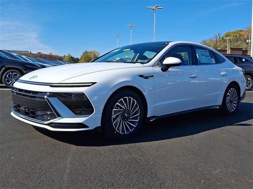 2026 Hyundai SONATA Hybrid SE