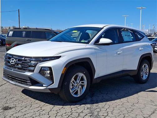 2025 Hyundai TUCSON SE
