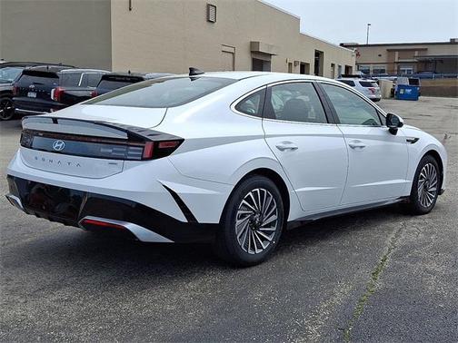 2025 Hyundai SONATA Hybrid SE