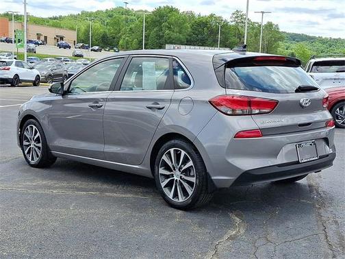2020 Hyundai Elantra GT Base