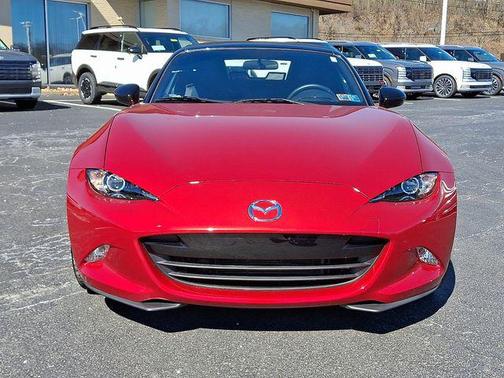 2016 Mazda MX-5 Miata Sport