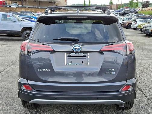 2018 Toyota RAV4 Hybrid XLE