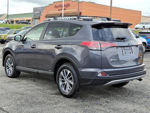 2018 Toyota RAV4 Hybrid XLE