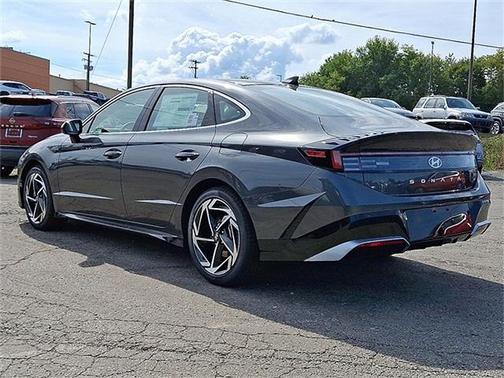 2026 Hyundai SONATA SEL
