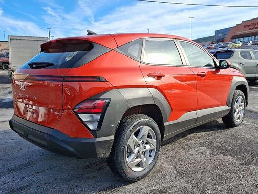 2026 Hyundai KONA SE