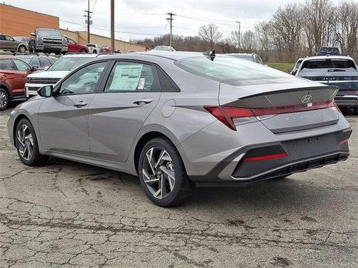 2025 Hyundai ELANTRA Sport