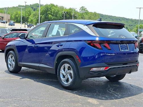 2022 Hyundai TUCSON SE