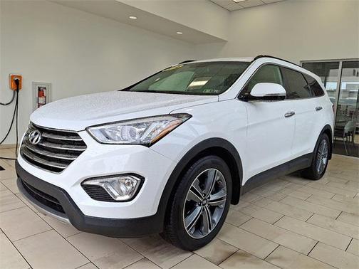 2016 Hyundai SANTA FE SE