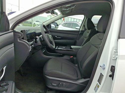 Creamy White Pearl 2026 Hyundai TUCSON Hybrid SEL