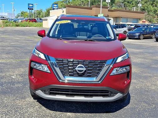 2022 Nissan Rogue SV