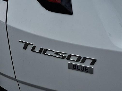 2026 Hyundai TUCSON Hybrid Blue SE