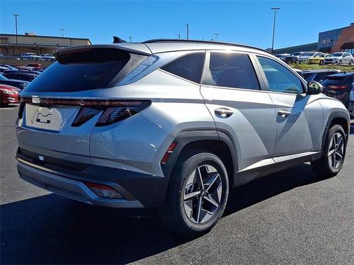 2026 Hyundai TUCSON SEL Convenience